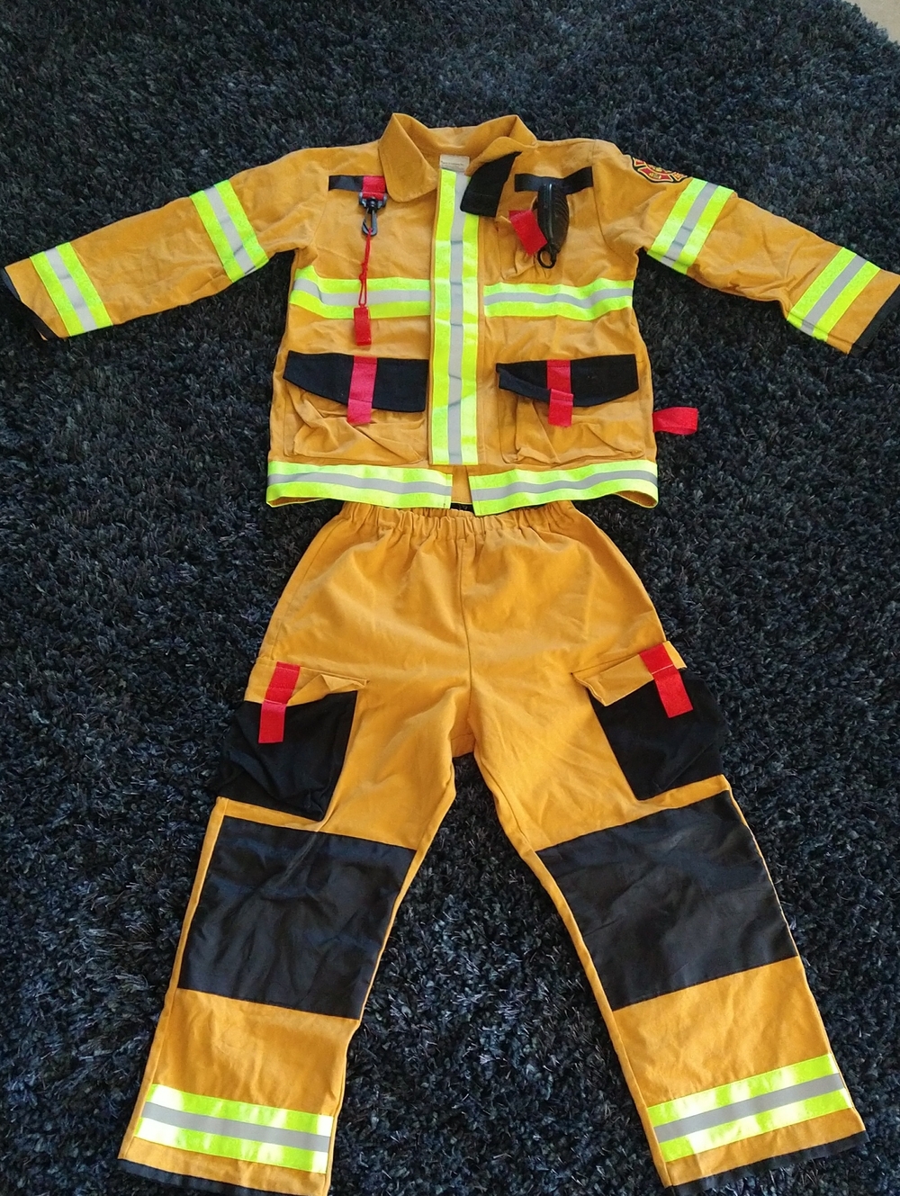 Unisex-Child Realistic Firefighter Jacket and Pants